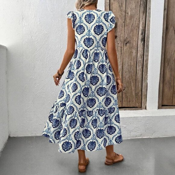 Lovesoft Loose-Fit Deep V-Neck Floral Print Maxi Dress White and Blue - Picture 2 of 3